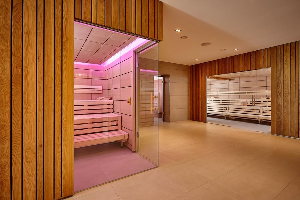 Hotel Koenigshof (Adults Only) Garmisch-Partenkirchen Luaran gambar