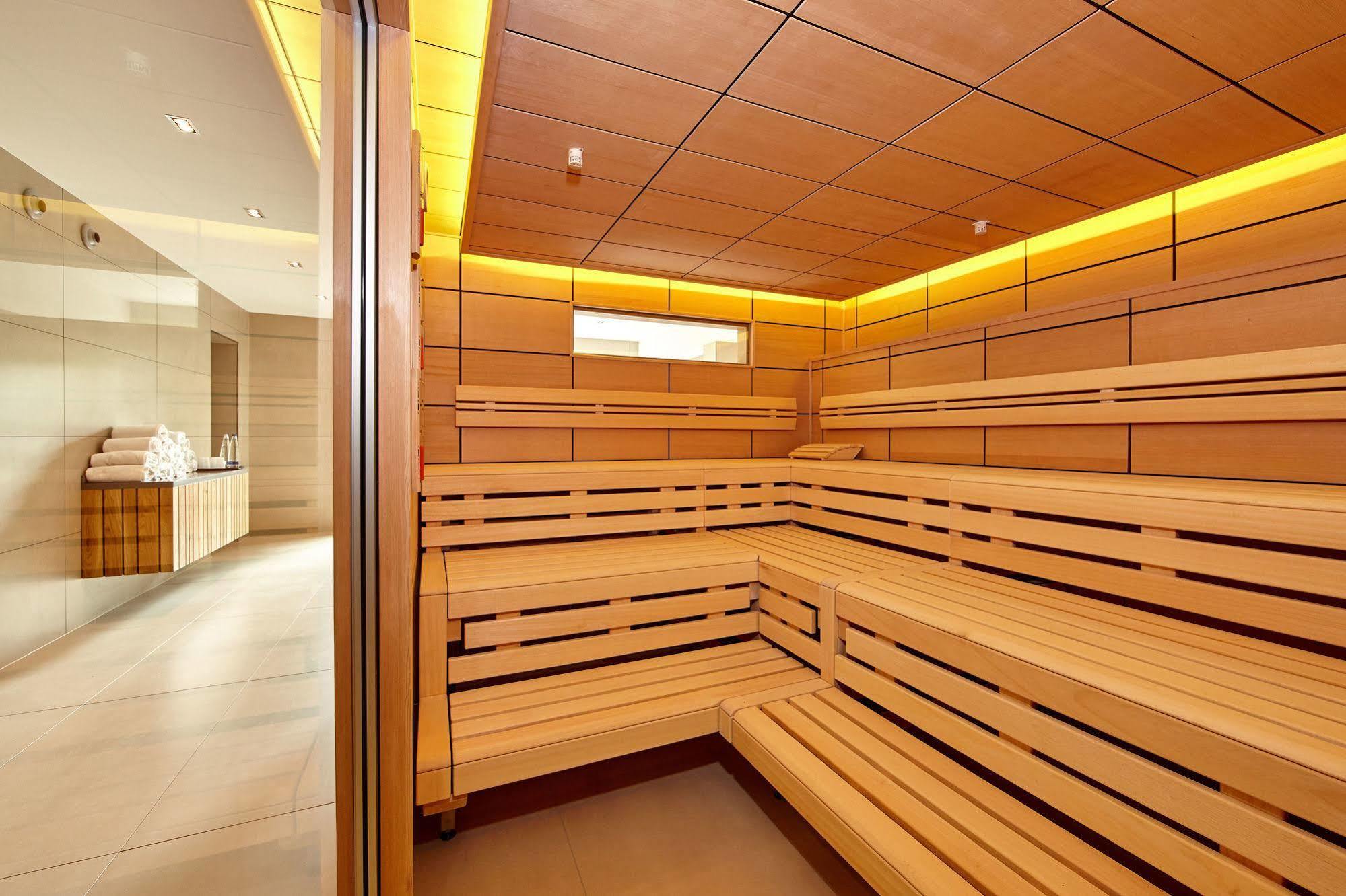 Hotel Koenigshof (Adults Only) Garmisch-Partenkirchen Luaran gambar